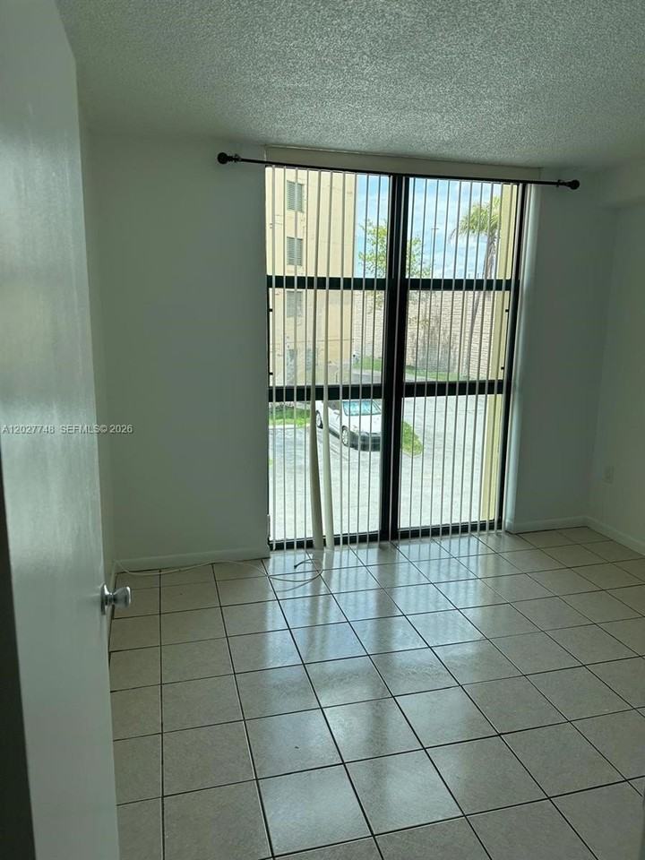 11780 Sw 18th St #219-2 - Photo 5 of 12