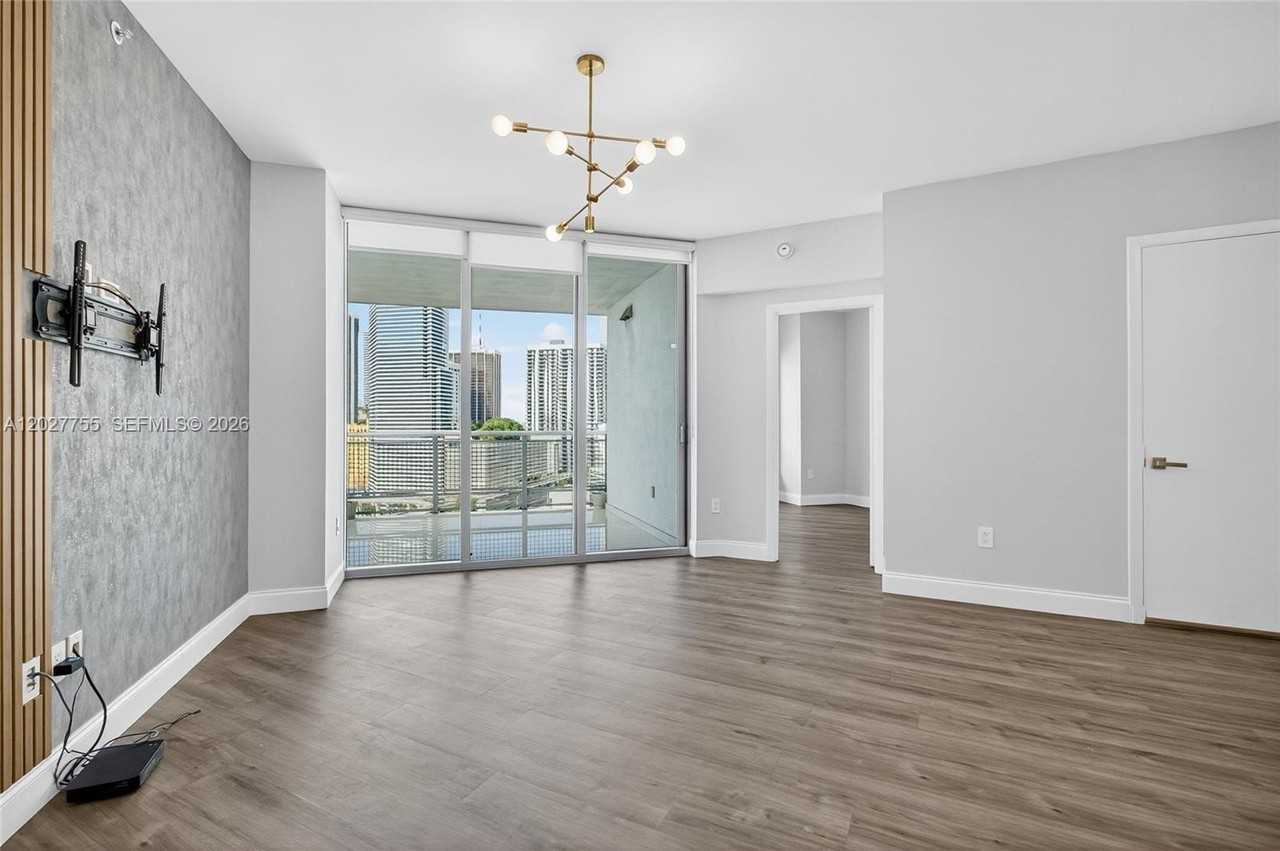 350 S Miami Ave #1705 - Photo 3 of 47