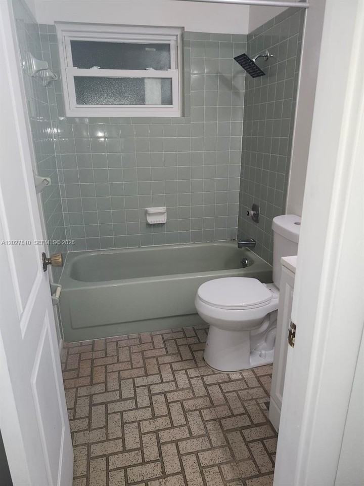 112 Kerr Cir #0 - Photo 7 of 14