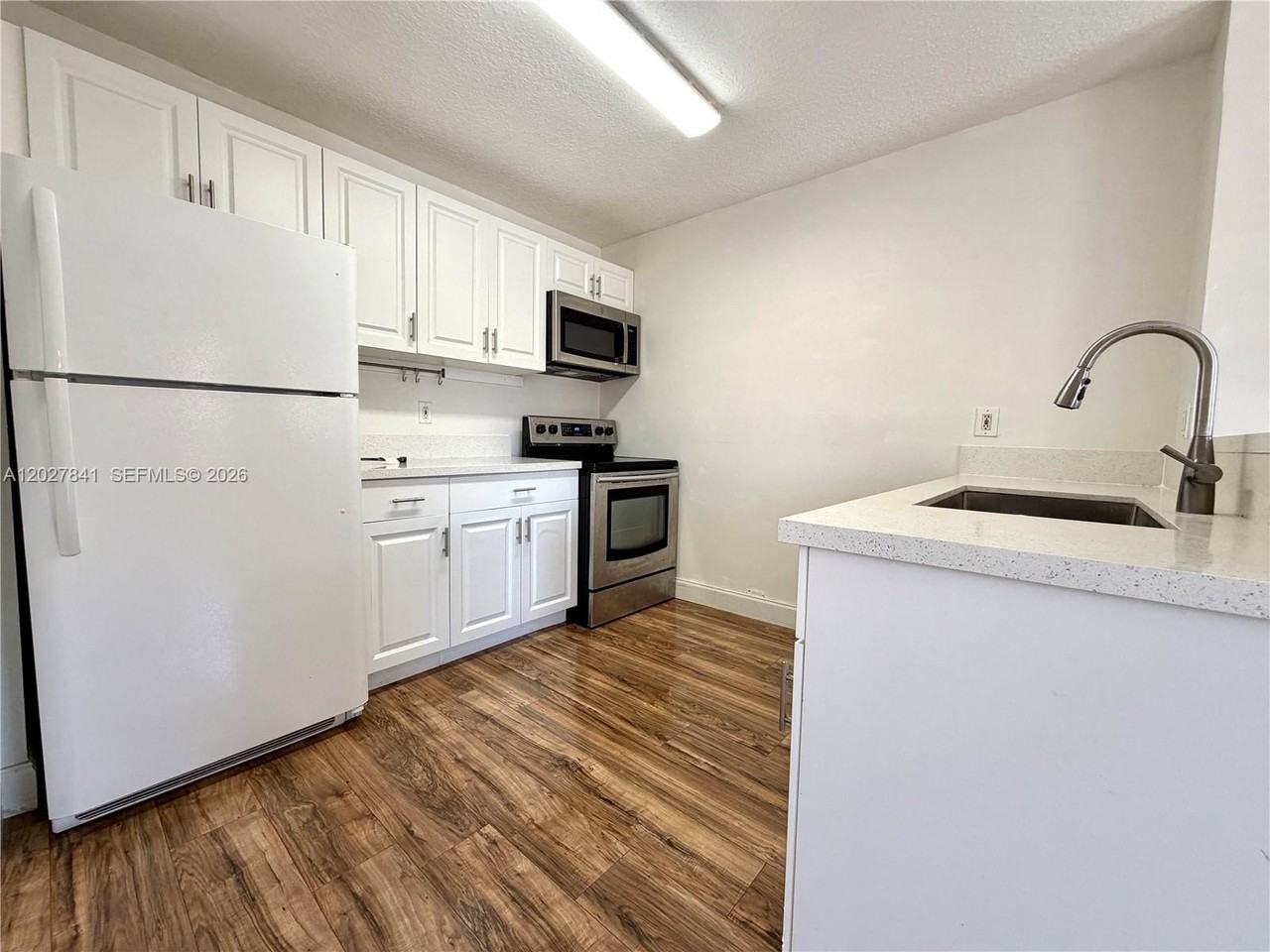 6201 Nw 114th Pl #245 - Photo 7 of 17