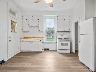 2928 Mary Irene St - Photo 4 of 10