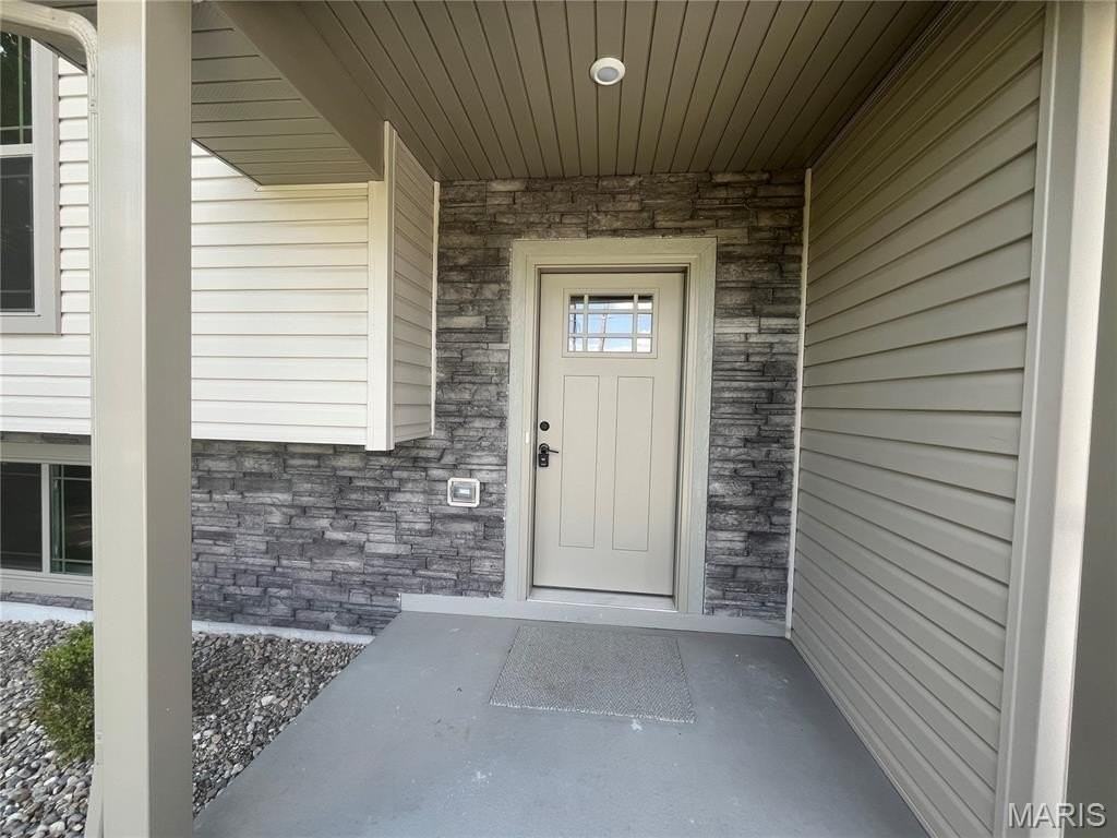 3775 Wanda Rd - Photo 3 of 16