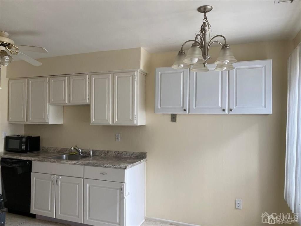 321 Sharon Garden Ct - Photo 6 of 11