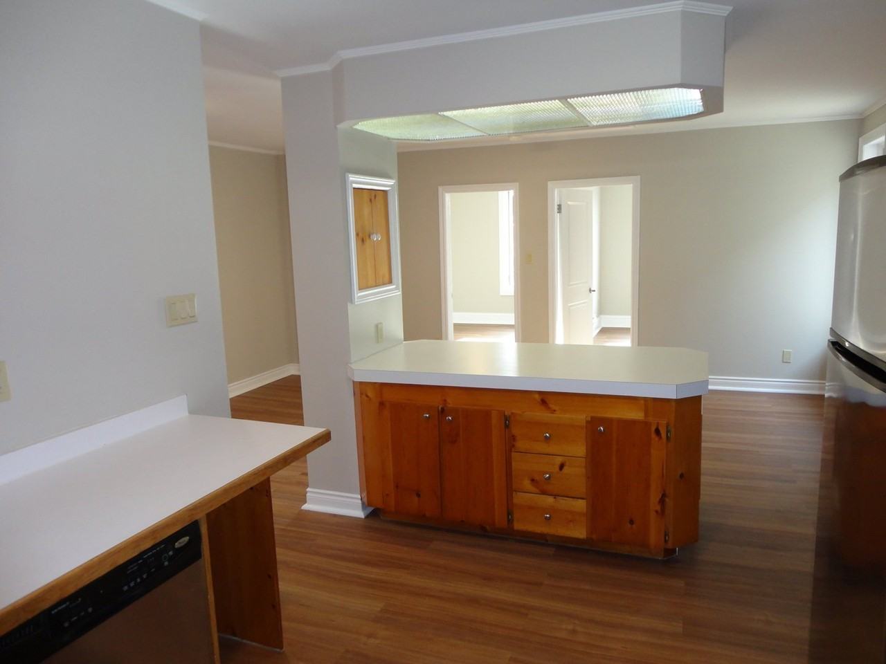 328 Horton St E - Photo 2 of 8