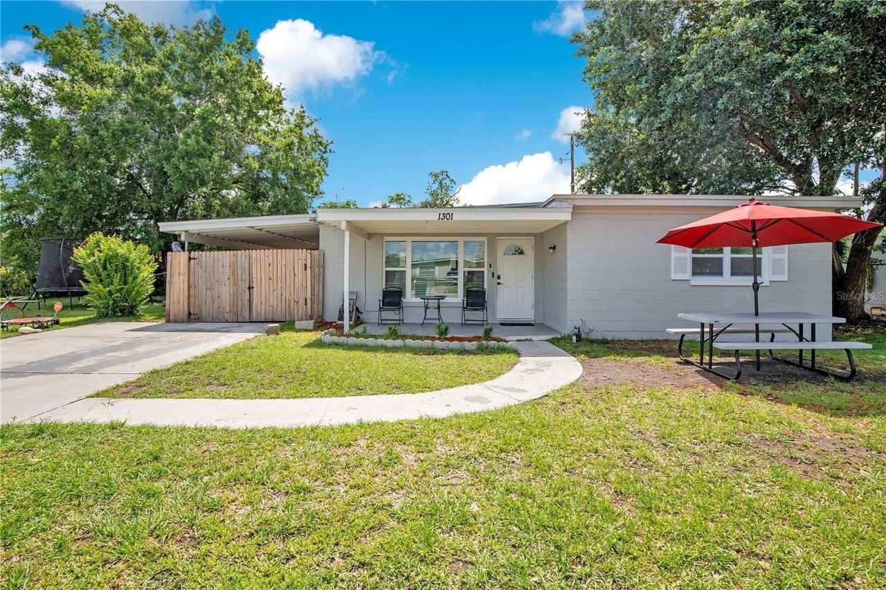 1301 Lawne Blvd - Photo 2 of 36