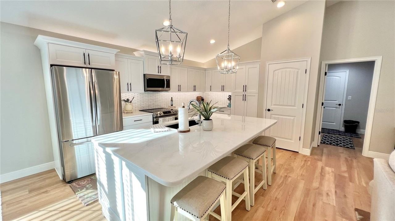 17920 Sw 66th Pl - Photo 4 of 27