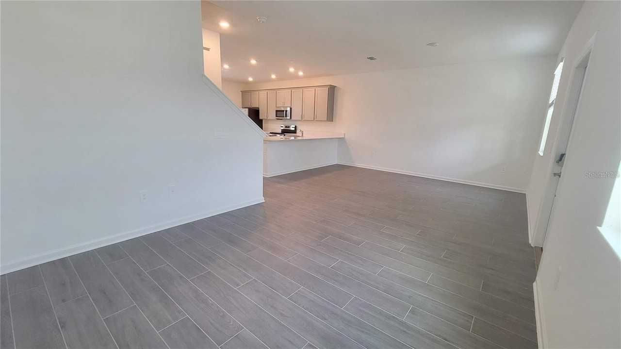 1690 Contentment Loop - Photo 3 of 10