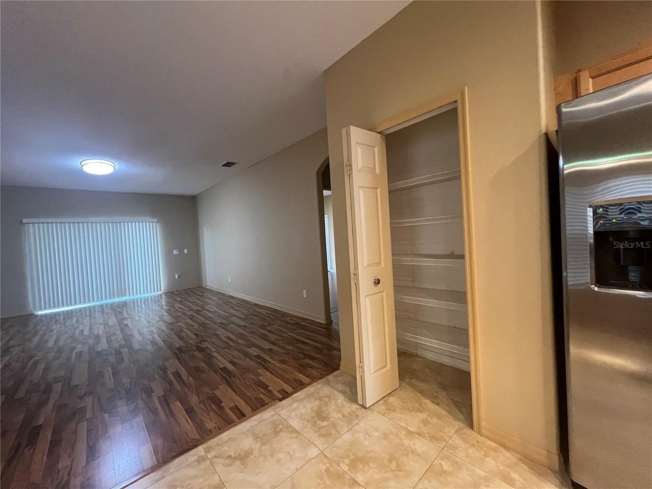 9855 Secret Cove Ln - Photo 7 of 18