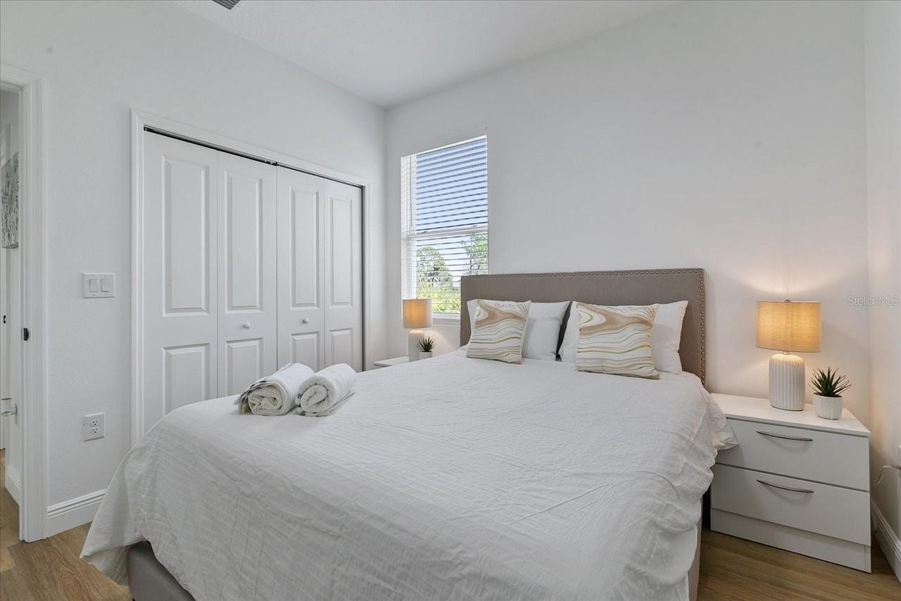 4306 Joseph St - Photo 5 of 34