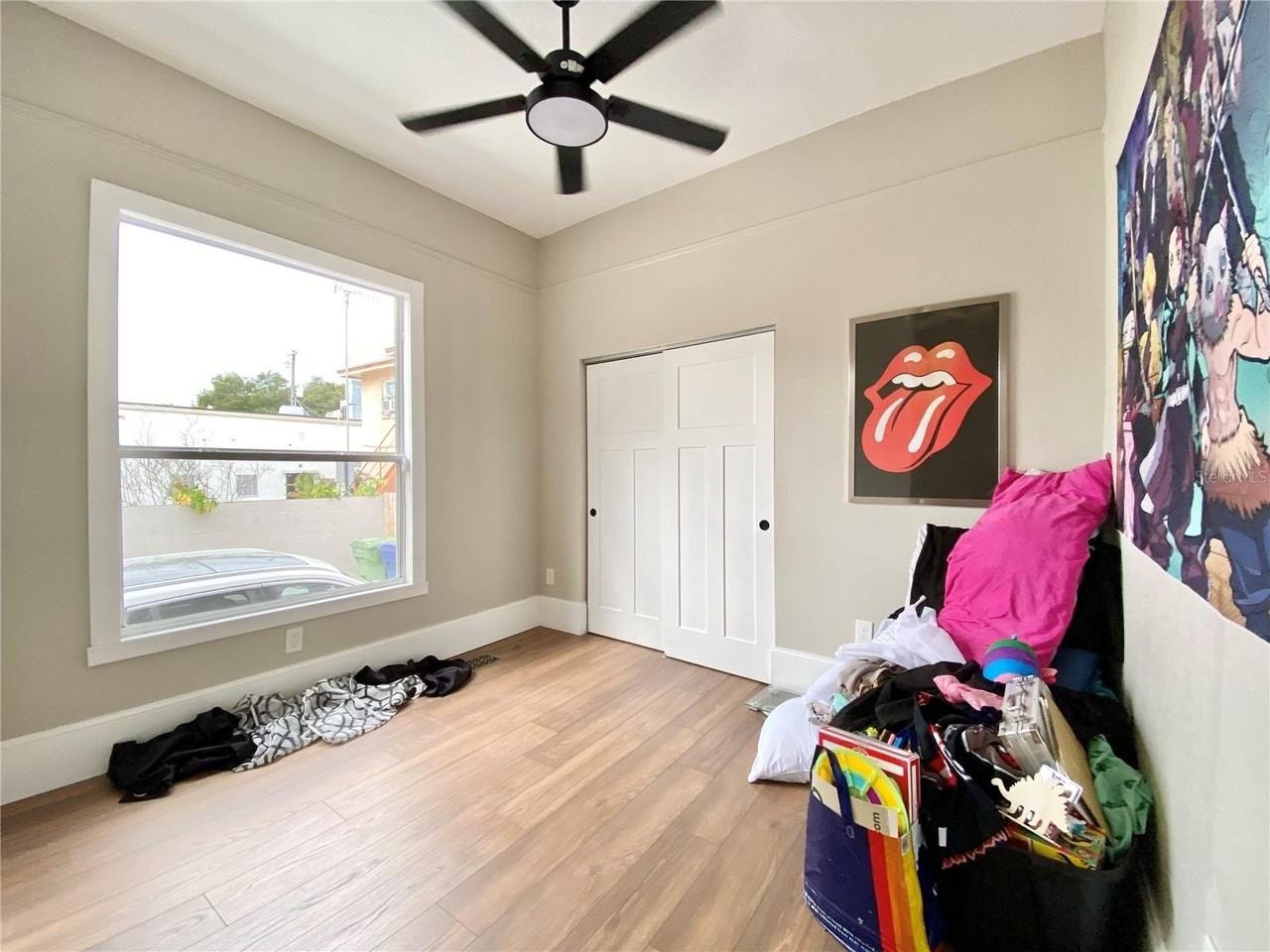 908 E 20th Ave - Photo 5 of 13