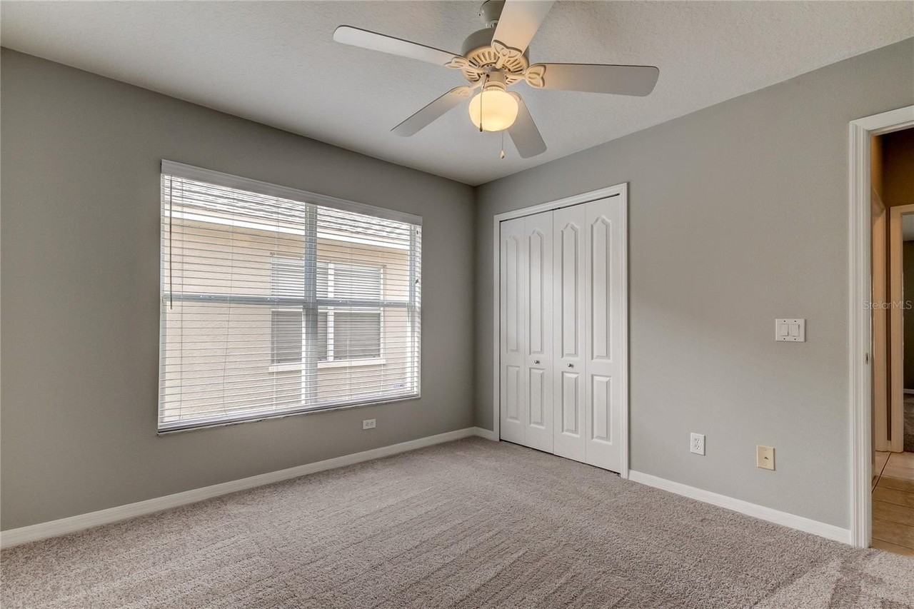 18829 Maisons Dr - Photo 5 of 50