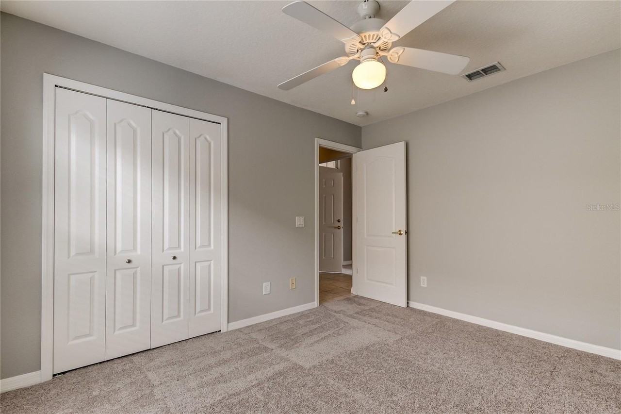 18829 Maisons Dr - Photo 6 of 50