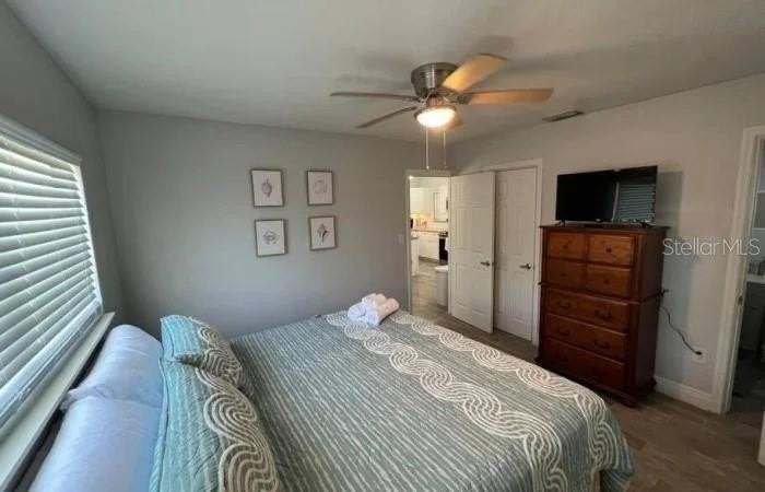 709 W Bayshore Dr - Photo 7 of 9