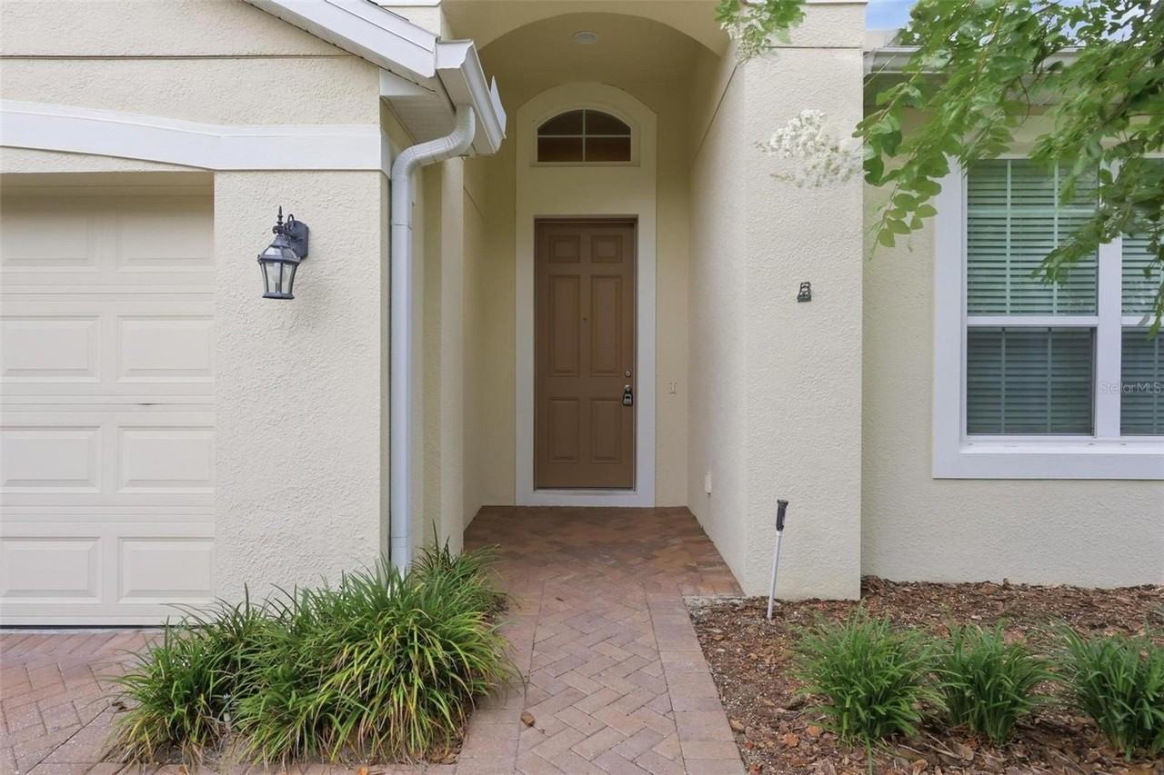 740 Preakness Cir - Photo 2 of 32