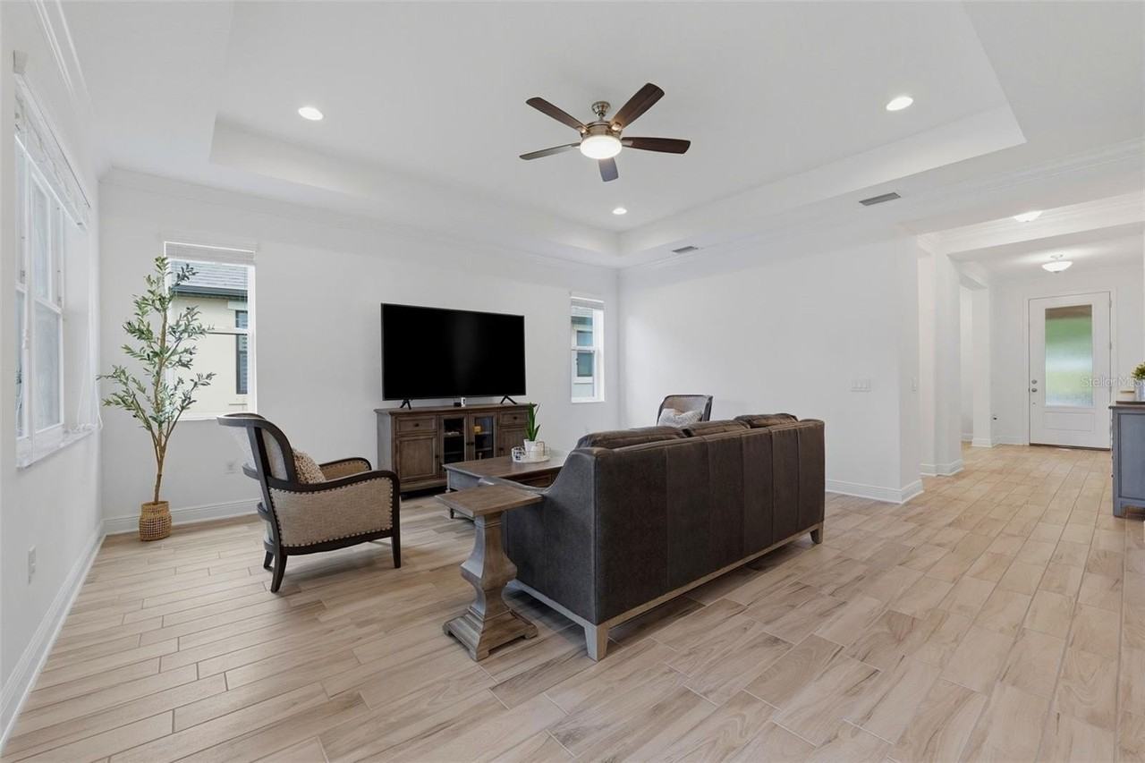 3231 Heart Pine Ave - Photo 7 of 48