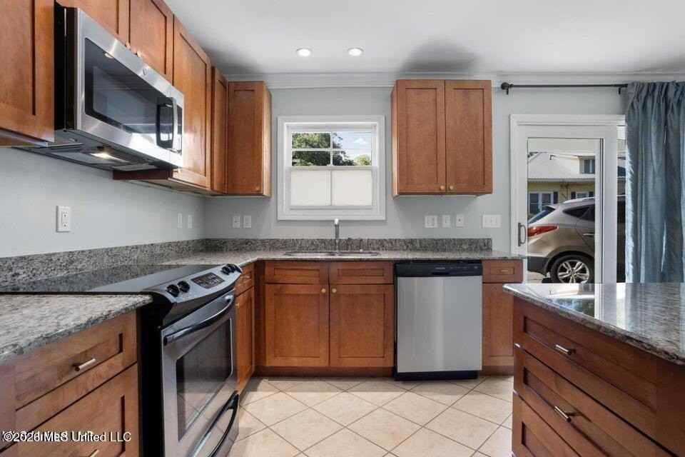 808 Desoto St Apt 7 - Photo 4 of 13