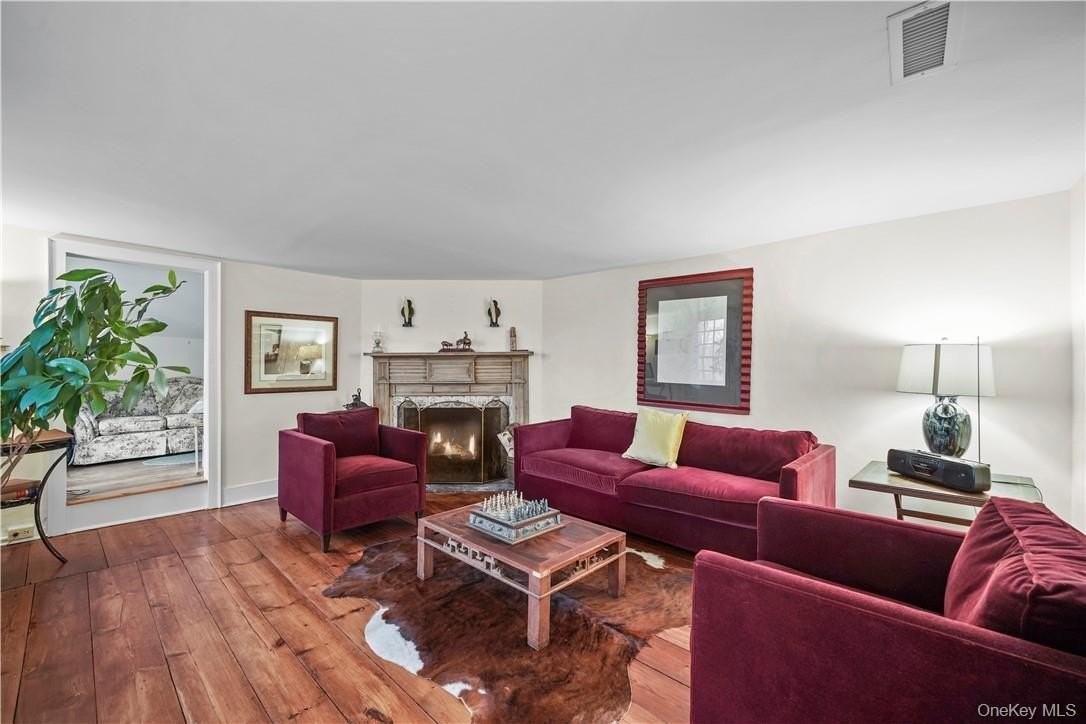 15 Inningwood Rd - Photo 6 of 50