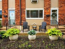 204 Old Country Rd - Photo 1 of 1