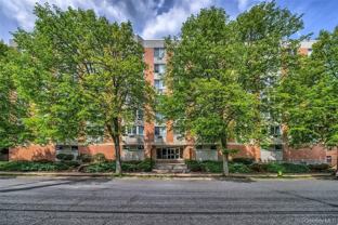 14 Nosband Ave #2H - Photo 1 of 1