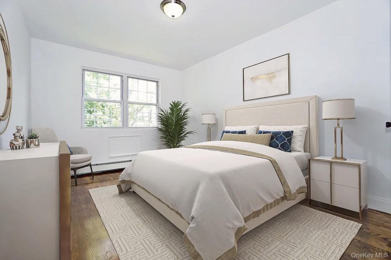 1187 New York Ave #3 - Photo 3 of 8