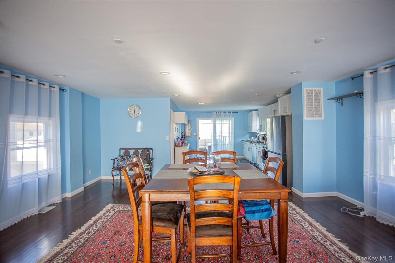 45 Kildare Rd - Photo 7 of 27
