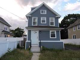 featured image of 23 Maple Ave
