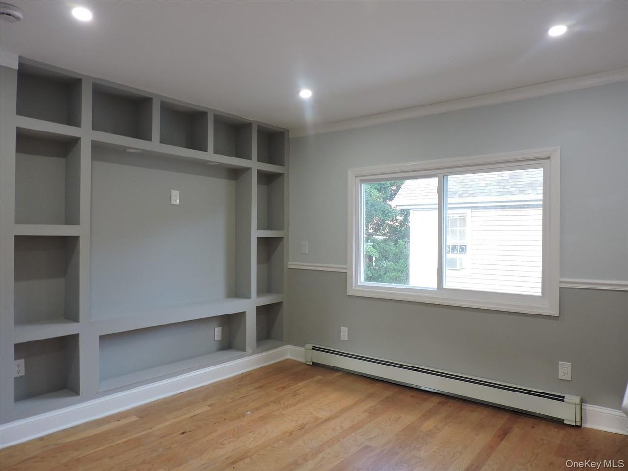 23 Maple Ave - Photo 2 of 8