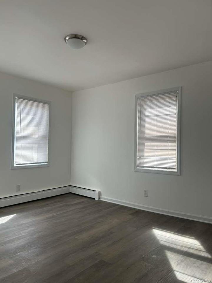 24125 144th Ave #2ndFL - Photo 5 of 6