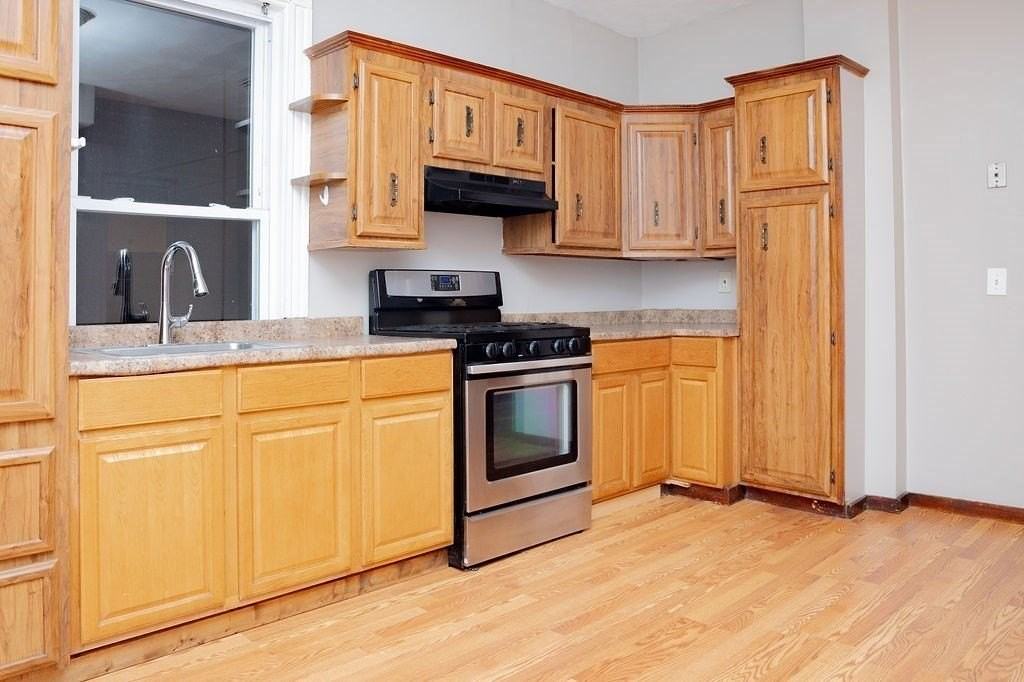 12 Payson Ave #1 - Photo 5 of 34