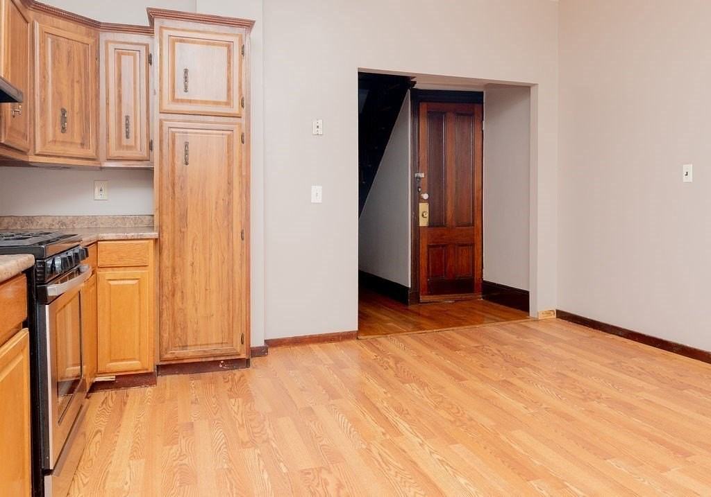 12 Payson Ave #1 - Photo 7 of 34