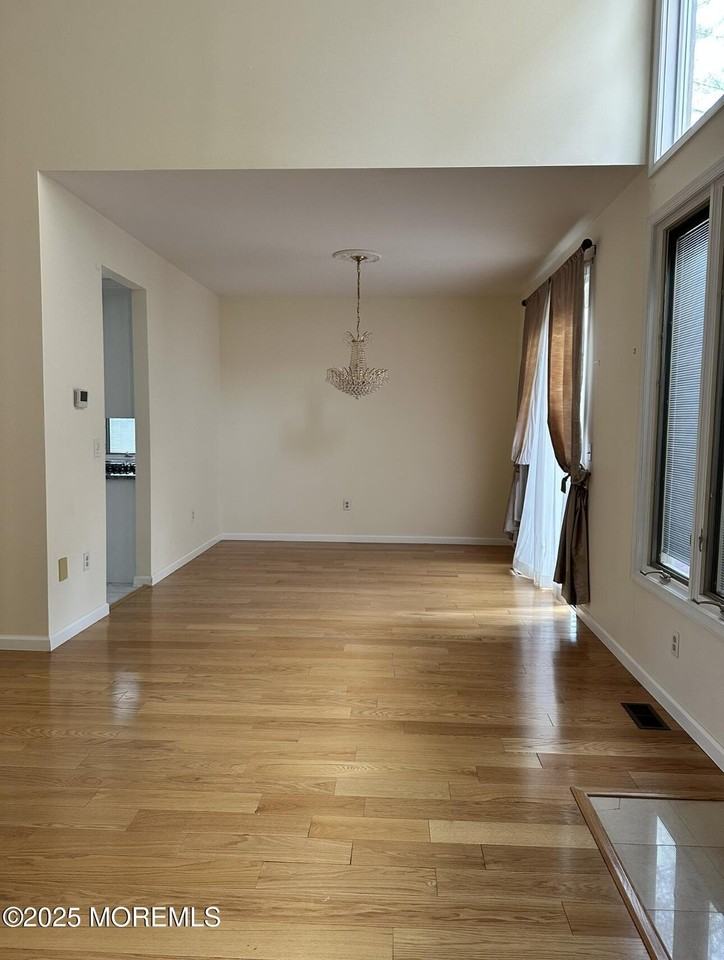 166 La Quinta Ct - Photo 6 of 27