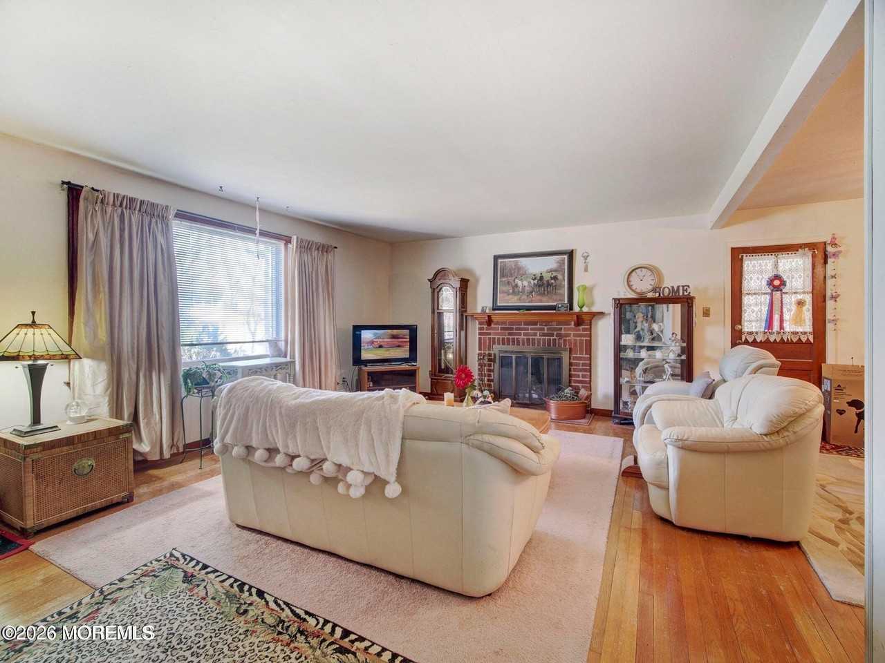 224 Chatham Ave - Photo 6 of 24