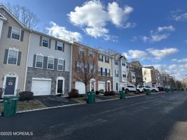 featured image of 237 Chickadee Ct #1000