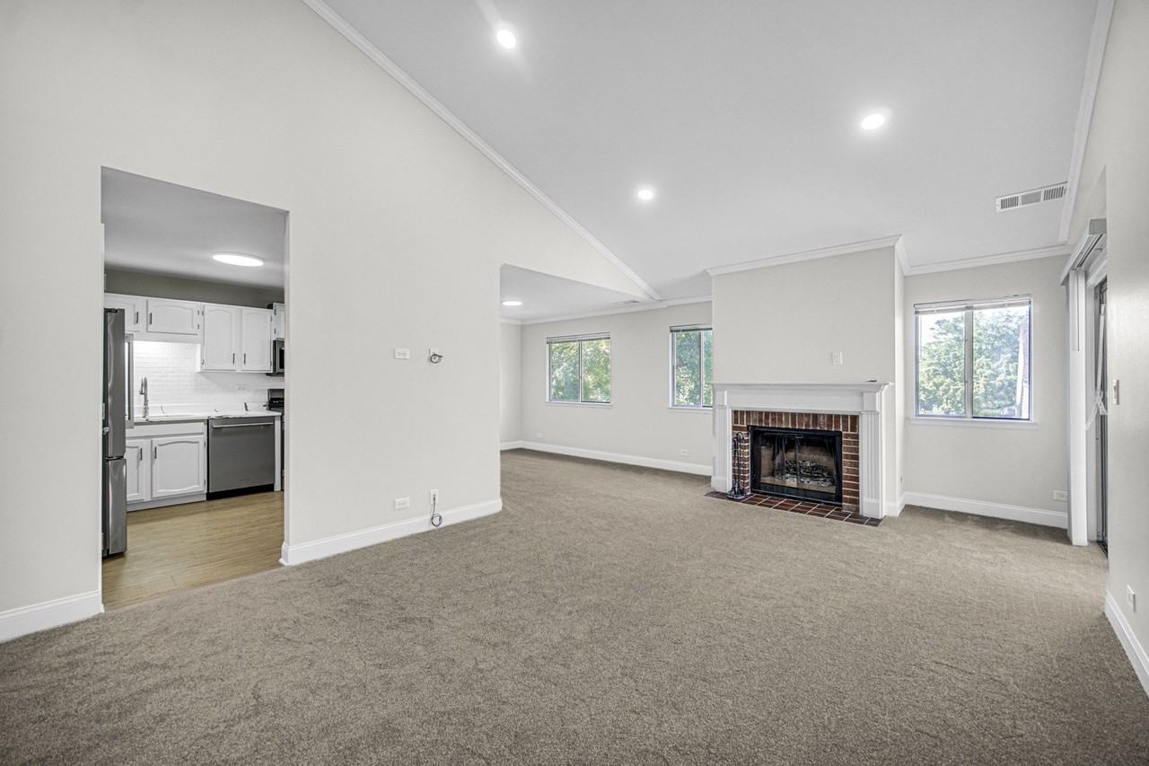 607 Berkley Ct #Z2 - Photo 7 of 31