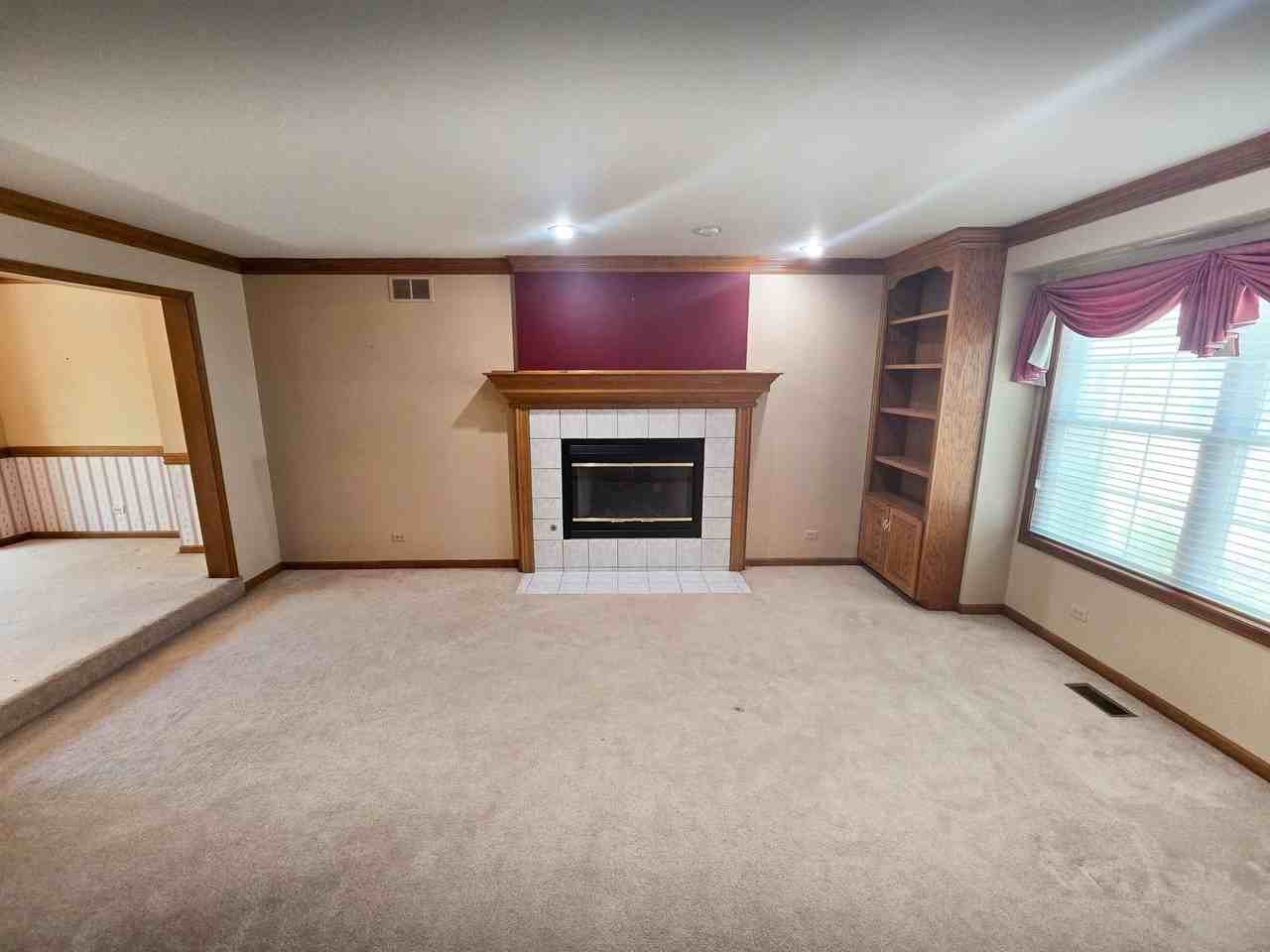 2286 Brookside Ln - Photo 3 of 39