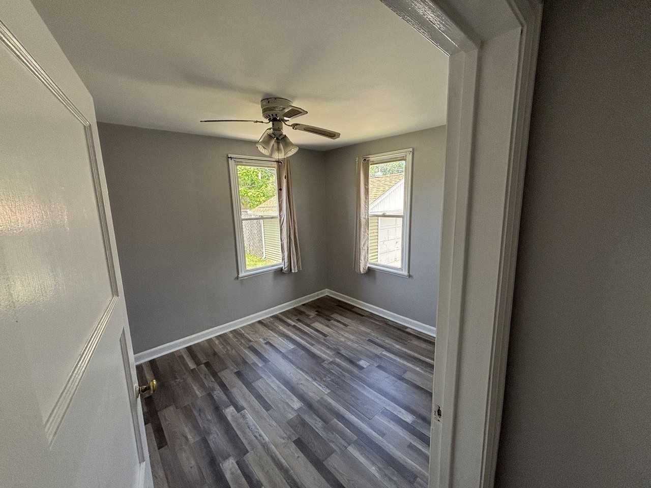 675 S Cannon Ave - Photo 4 of 10
