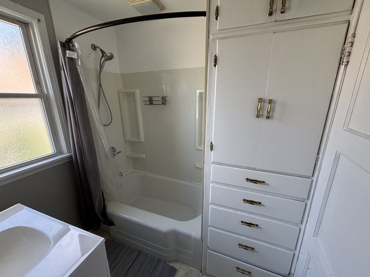 675 S Cannon Ave - Photo 7 of 10