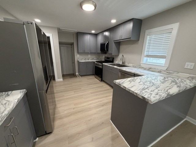 172 Oak Dr - Photo 4 of 15
