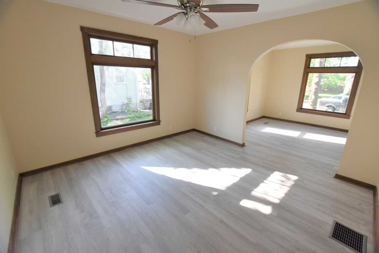 451 Marion Ave #1 - Photo 7 of 29
