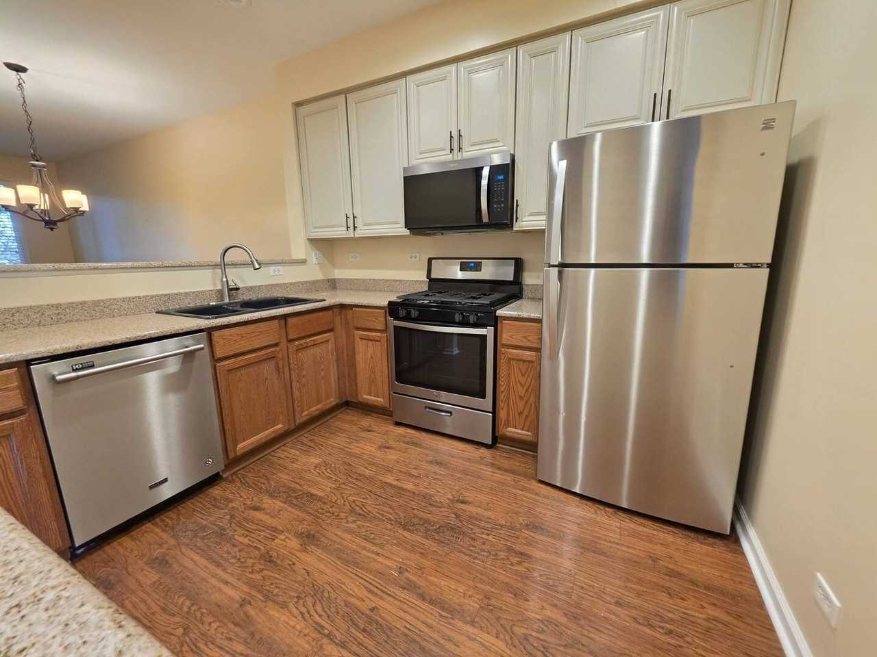 3045 Kentshire Cir #3045 - Photo 4 of 25