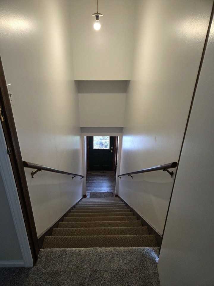 608 N Washington Ave - Photo 2 of 11