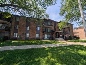 6005 Marshall Ave #8 - Photo 1 of 1