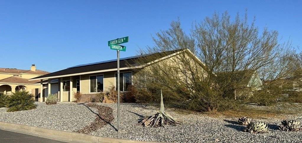 17890 Garden Glen Rd - Photo 2 of 20