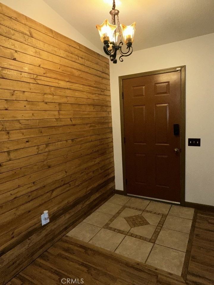 17890 Garden Glen Rd - Photo 7 of 20