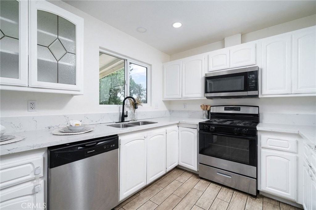 11945 Bornite Ave - Photo 2 of 50