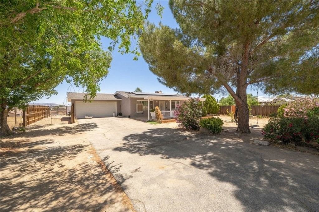 11945 Bornite Ave - Photo 4 of 50