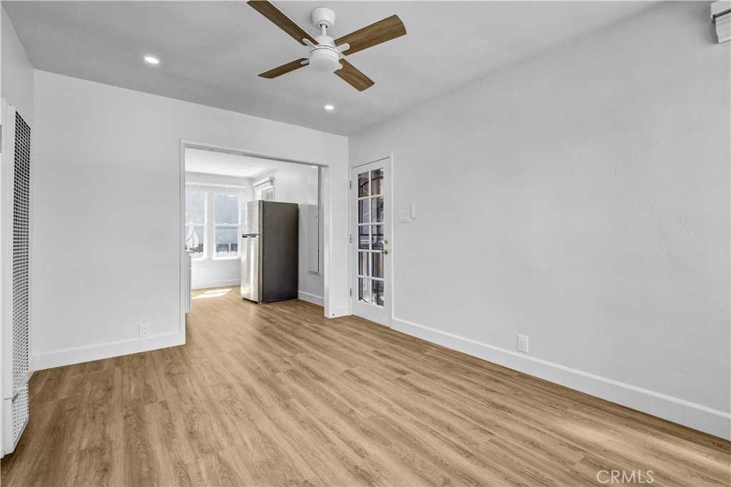 200 Avenida Monterey - Photo 6 of 25