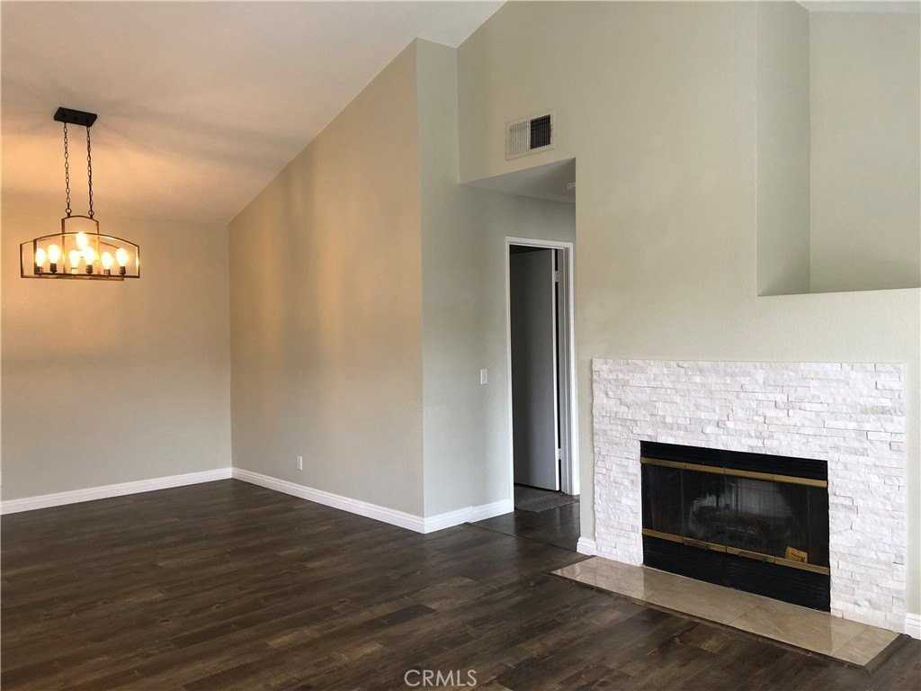 21897 Southgate #309 - Photo 7 of 7