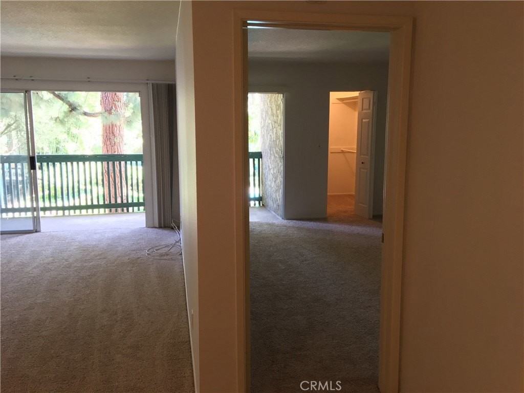 564 N Bellflower Blvd - Photo 5 of 18