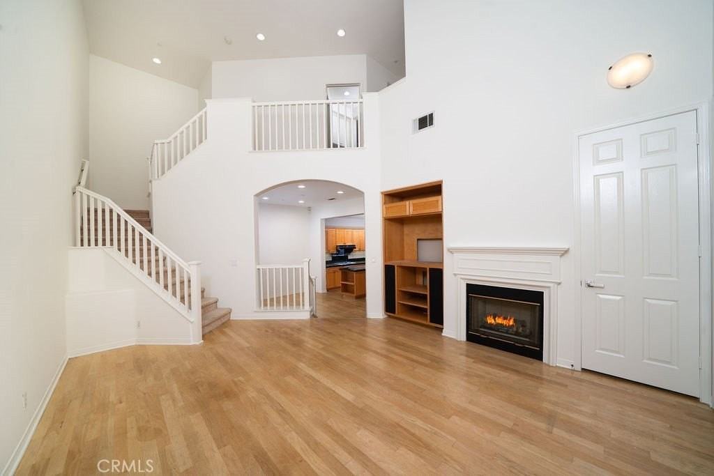 30 Burlingame - Photo 3 of 18